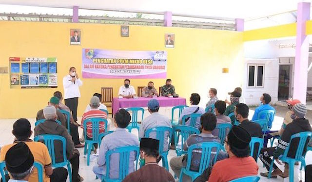 Gugah Ketua RT/RW di Desa Glagahwero, Kalisat, Jember Jaga Warga dari Covid-19 di Masa PPKM 
